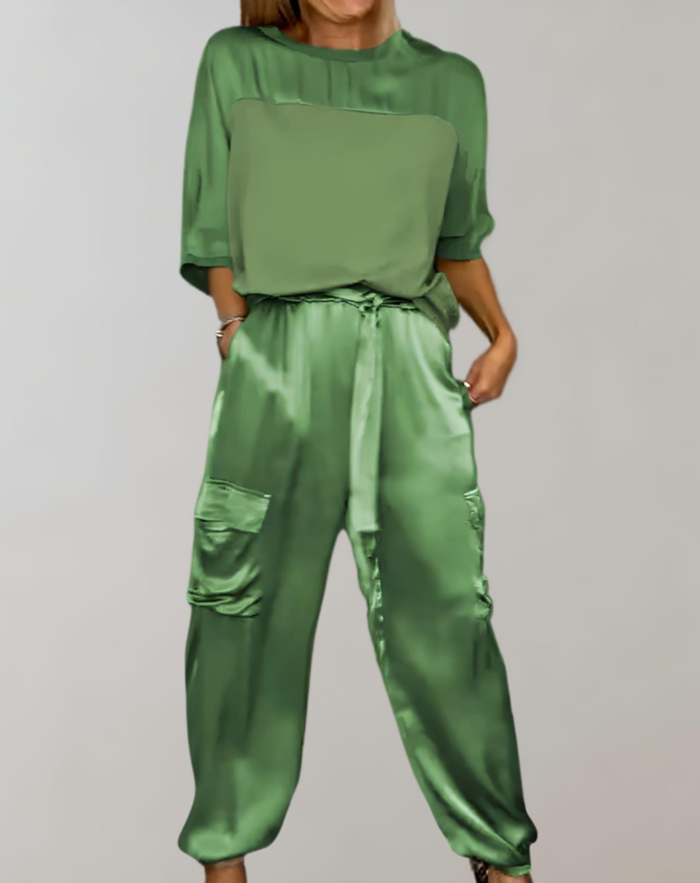 TAHLIA – SILKY CARGO LOUNGE SET