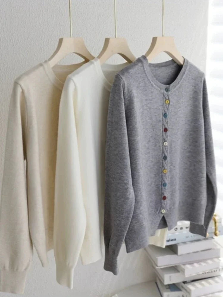 THE CLARISSE | COLOR-BUTTON CARDIGAN